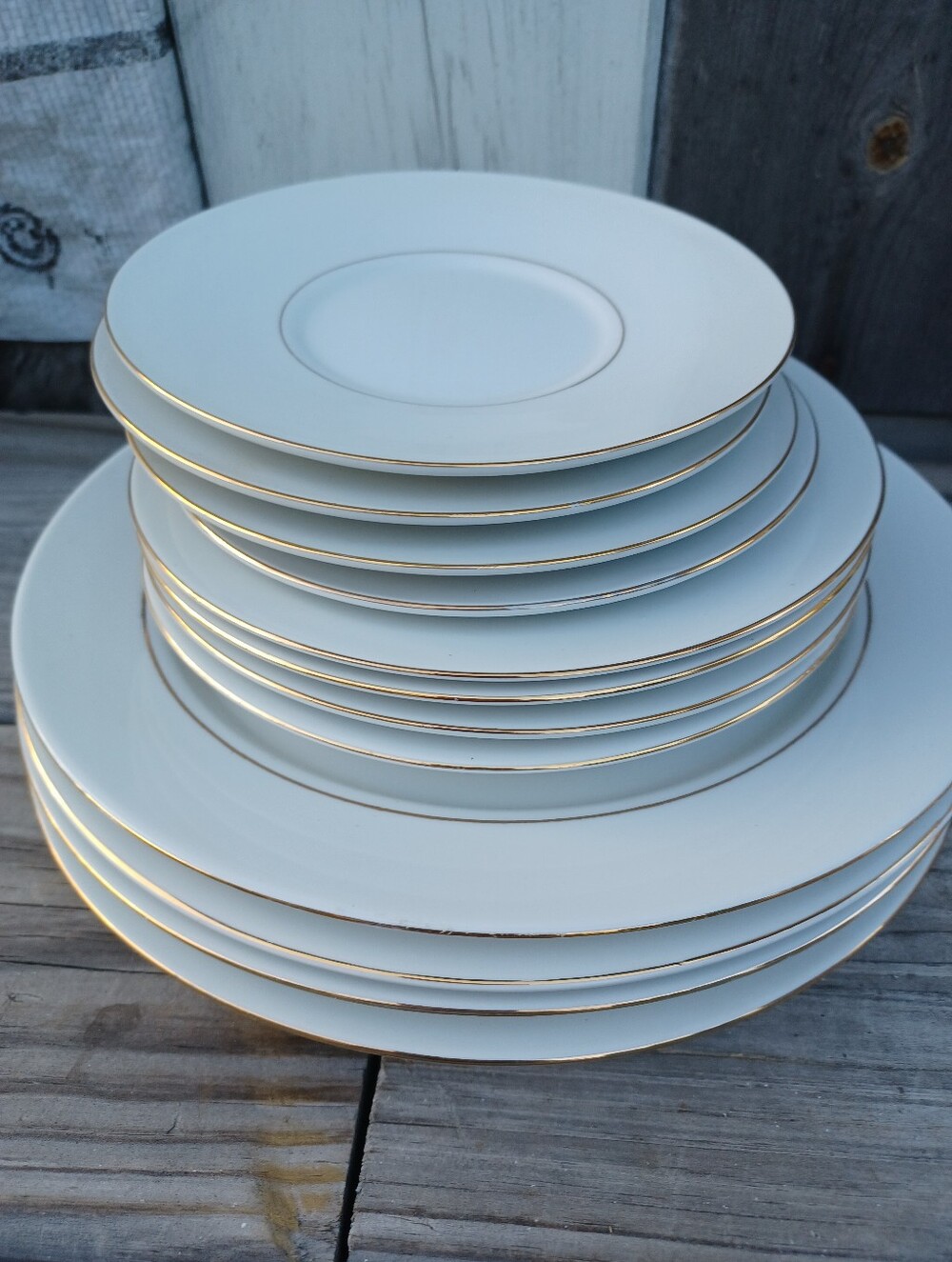 Gibson White Dinnerware Plates with Gold Trim- 16 Pc